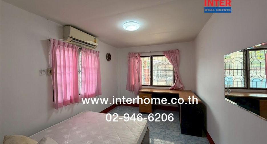 For sale 4 bedrooms house in Min Buri, Bangkok
