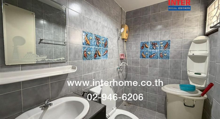 For sale 4 bedrooms house in Min Buri, Bangkok