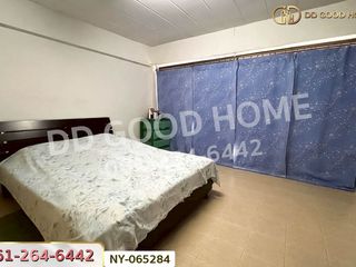 À vendre 5 chambres local commercial à Si Racha, Chonburi