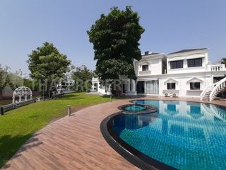 出租 6 卧室 别墅 在 Bang Phli, Samut Prakan