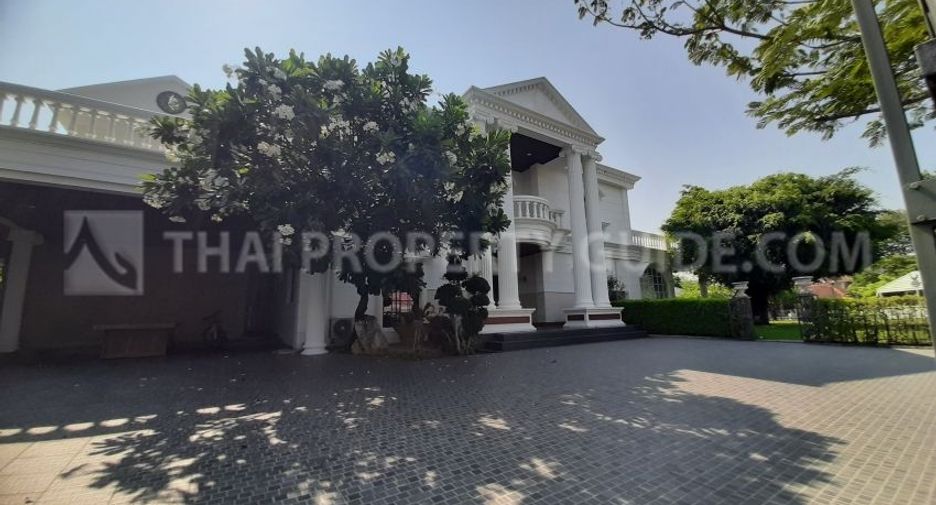 À louer 6 chambres villa à Bang Phli, Samut Prakan
