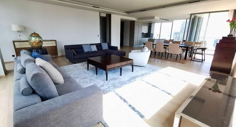 For rent and for sale 3 bedrooms condo in Pathum Wan, Bangkok