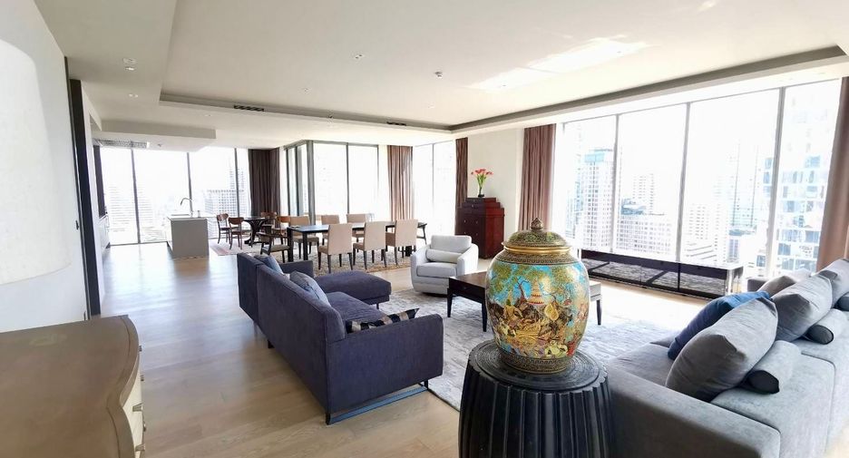 For rent and for sale 3 bedrooms condo in Pathum Wan, Bangkok