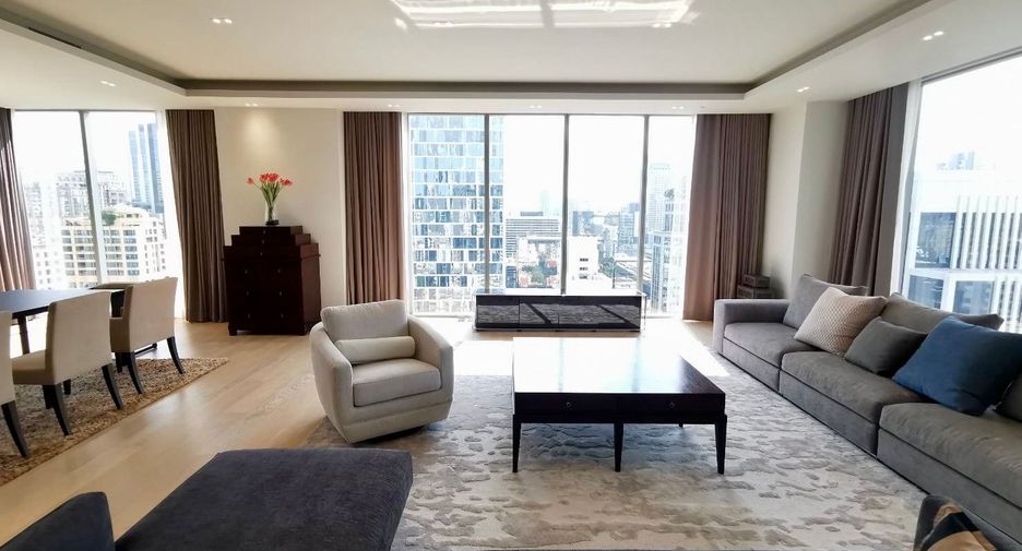 For rent and for sale 3 bedrooms condo in Pathum Wan, Bangkok