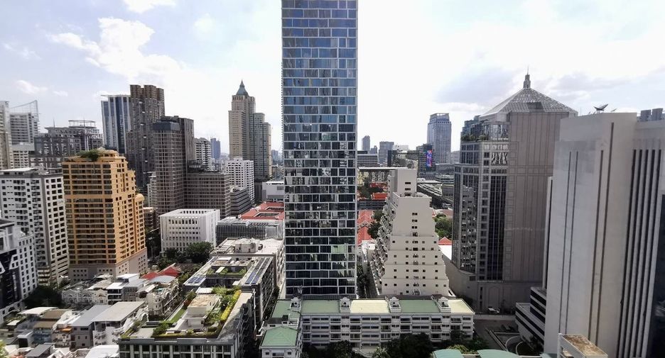 For rent and for sale 3 bedrooms condo in Pathum Wan, Bangkok