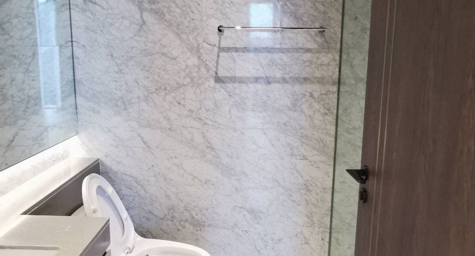 For rent and for sale 3 bedrooms condo in Pathum Wan, Bangkok