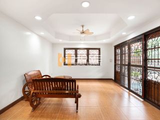 出售 5 卧室 独立屋 在 Mueang Pathum Thani, Pathum Thani