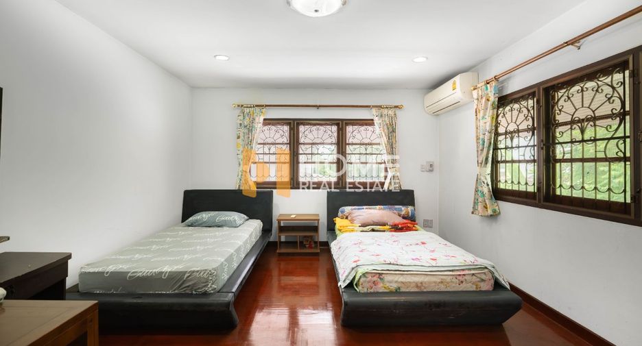 Продажа 5 спальни дом в Mueang Pathum Thani, Патумтани