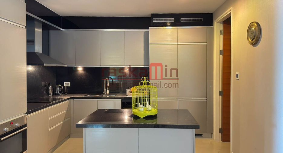 For rent and for sale 3 bedrooms condo in Bang Lamung, Chonburi