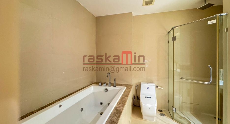 For rent and for sale 3 bedrooms condo in Bang Lamung, Chonburi