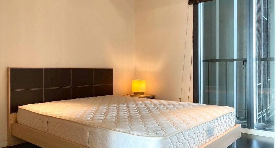 For sale 3 bedrooms condo in Sathon, Bangkok