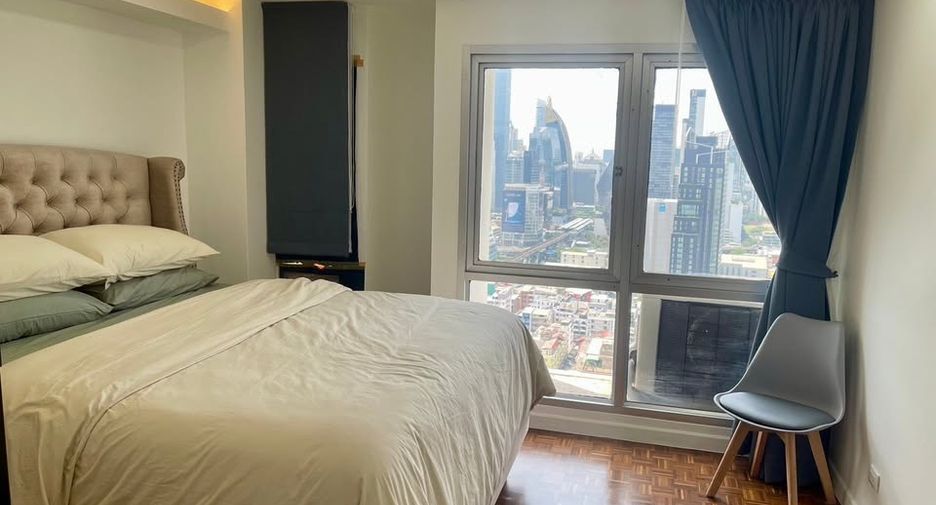 For rent and for sale 1 bed condo in Watthana, Bangkok