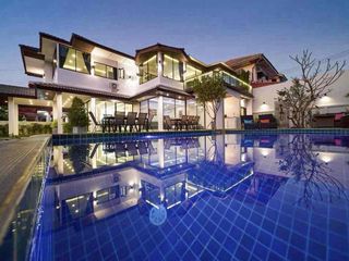 For sale and for rent 7 bedrooms villa in Bang Lamung, Chonburi