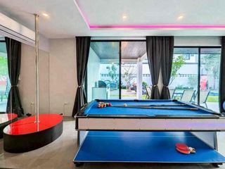For sale and for rent 7 bedrooms villa in Bang Lamung, Chonburi