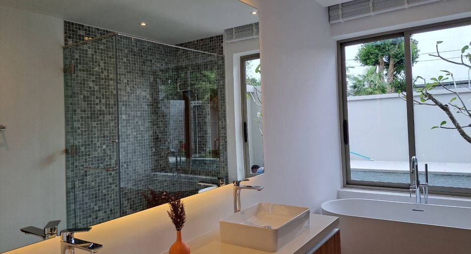 For sale 3 bedrooms villa in Thalang, Phuket