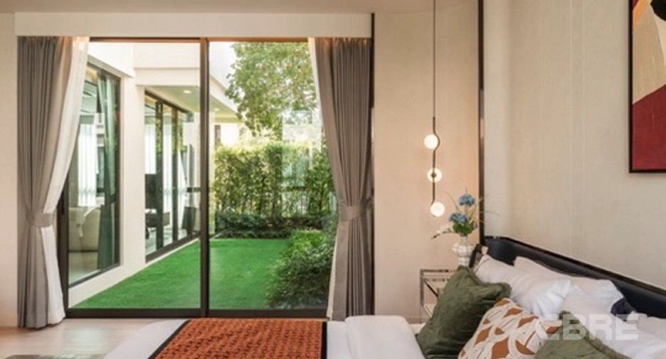 For sale 4 bedrooms house in Prawet, Bangkok