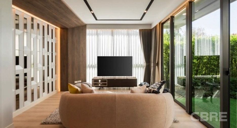 For sale 4 bedrooms house in Prawet, Bangkok