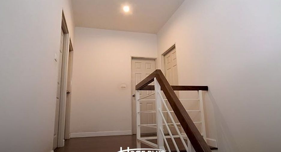 For sale 4 bedrooms house in Bang Bo, Samut Prakan