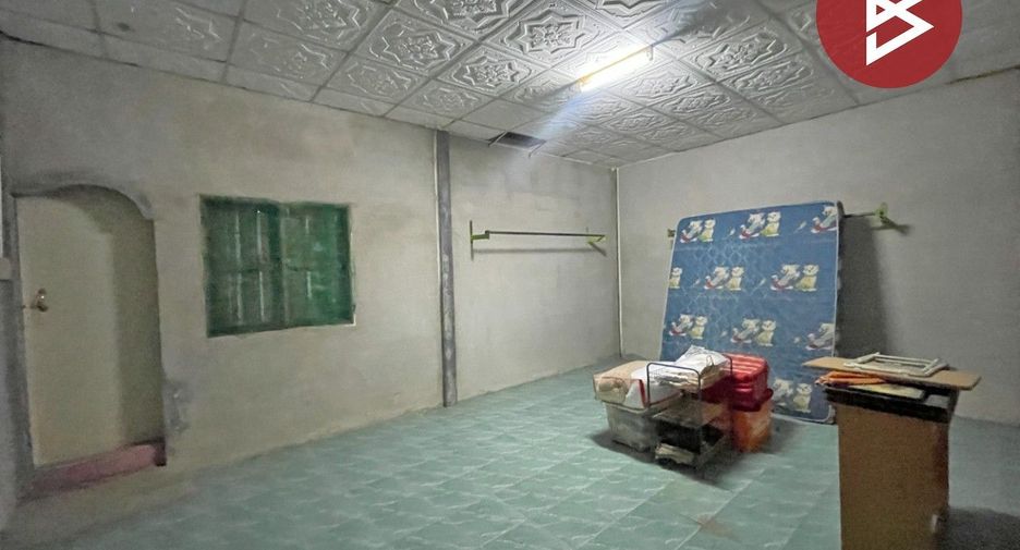 For sale 5 bedrooms house in Kamalasai, Kalasin