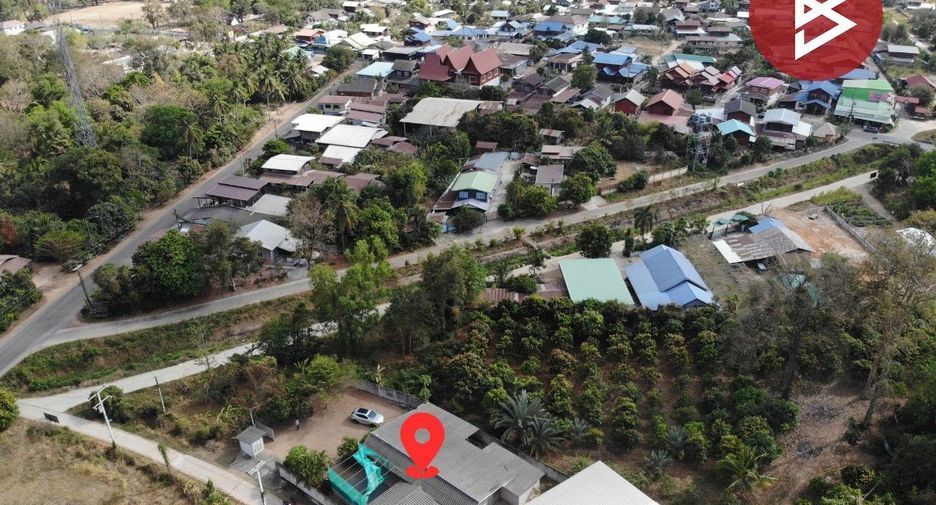 For sale 5 bedrooms house in Kamalasai, Kalasin