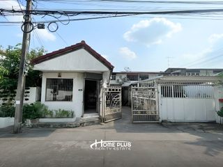 Casa adosada en venta de 3 habitaciones en Suan Luang, Bangkok