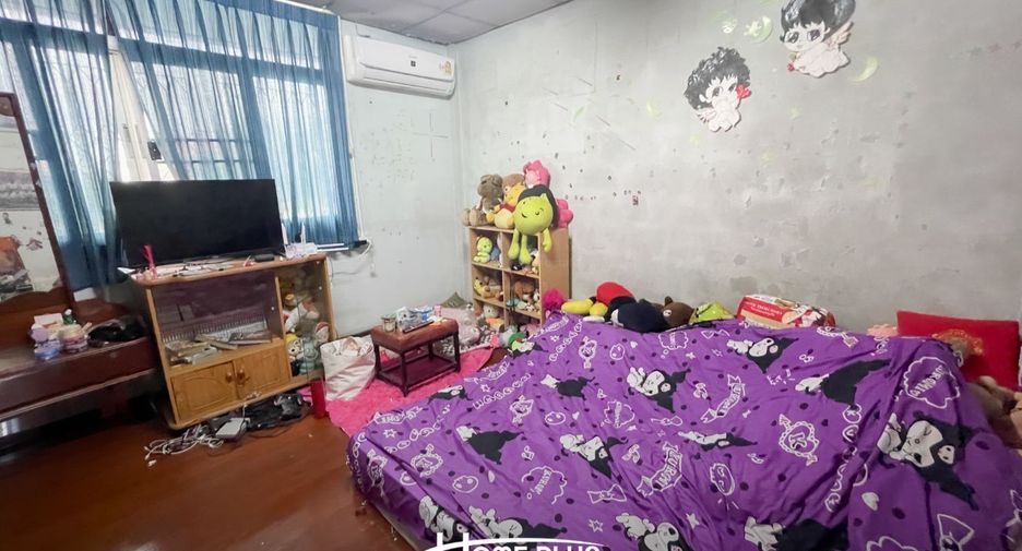 Reihenhaus zum Kauf mit 3 Zimmer in Suan Luang, Bangkok