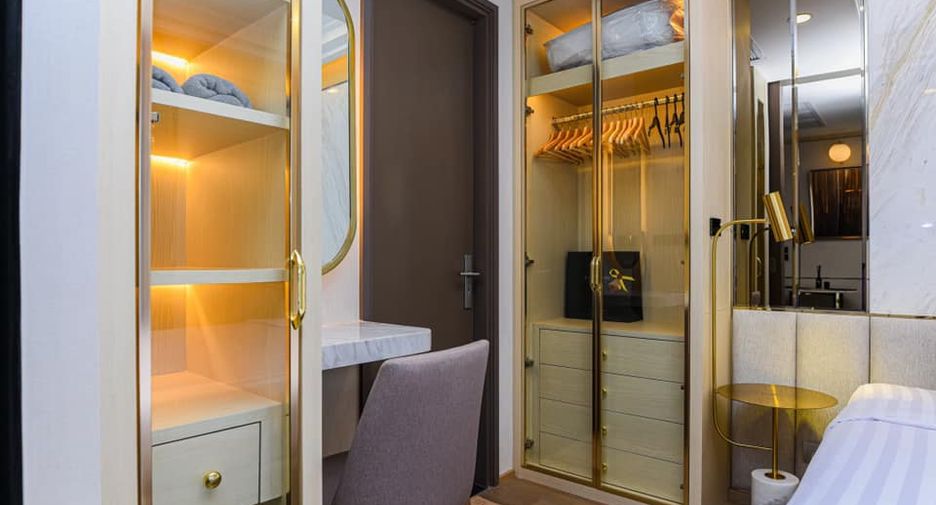 Condo en alquiler de 1 habitaciones en Bang Rak, Bangkok
