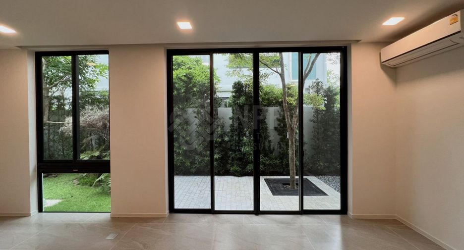 À vendre 4 chambres maison à Saphan Sung, Bangkok