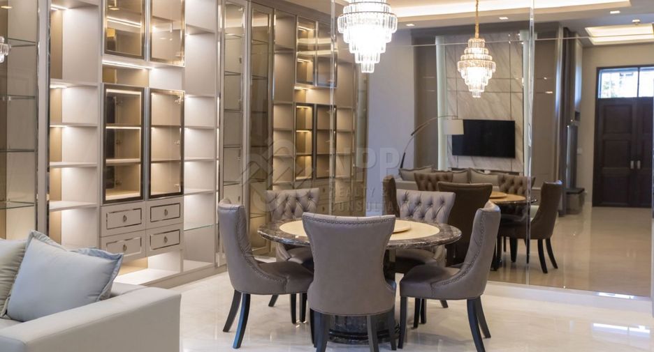 Haus zur Miete mit 4 Zimmer in Lat Phrao, Bangkok