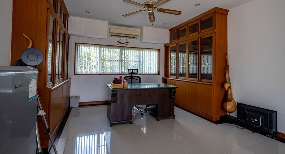 For sale 4 bedrooms villa in Mae On, Chiang Mai