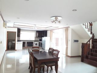 Haus zur Miete mit 4 Zimmer in Bang Lamung, Chonburi