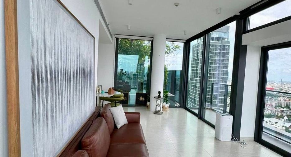 À vendre 2 chambres condo à Sathon, Bangkok