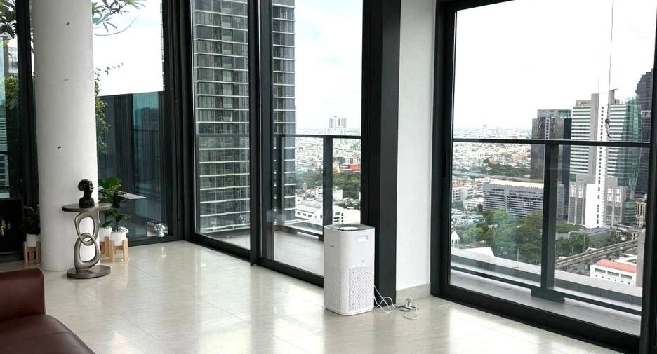 À vendre 2 chambres condo à Sathon, Bangkok