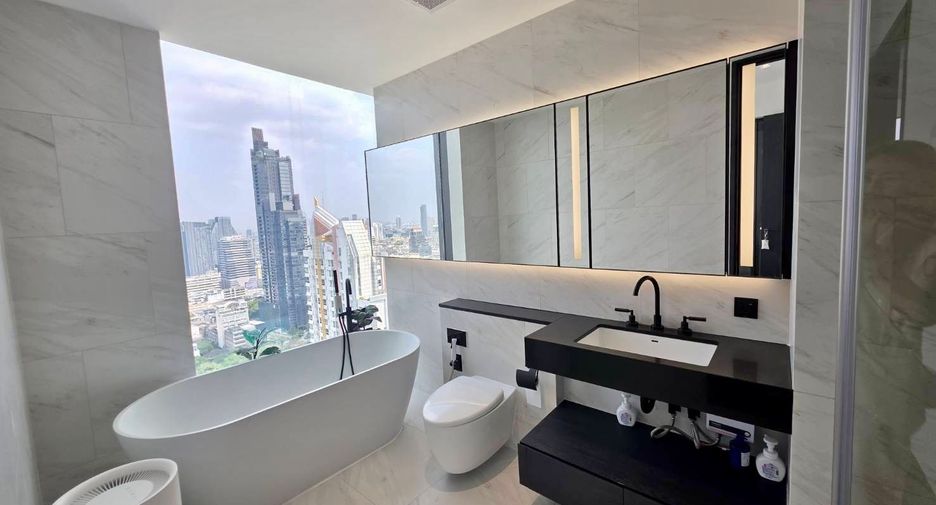À vendre 2 chambres condo à Sathon, Bangkok