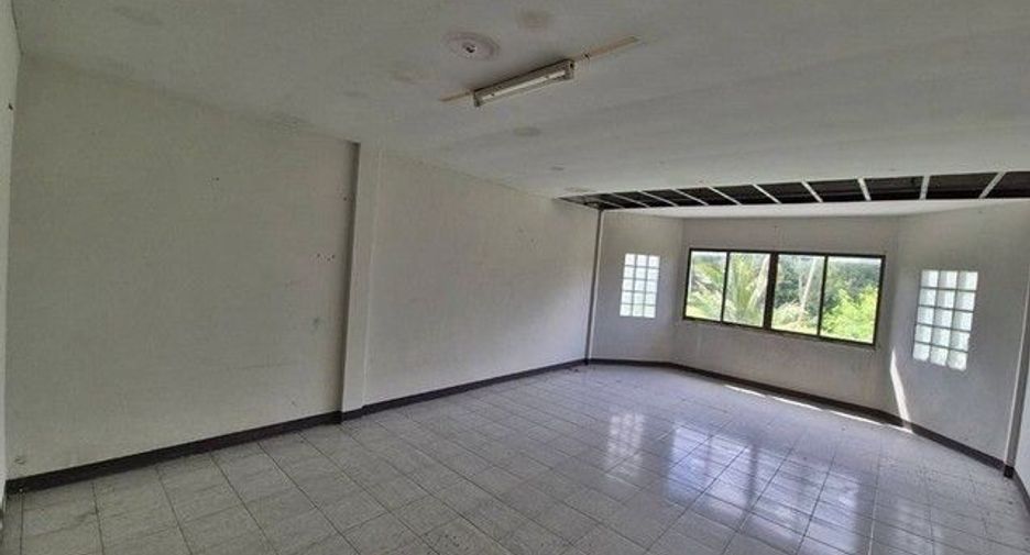 For sale 1 bed retail Space in Phrom Khiri, Nakhon Si Thammarat