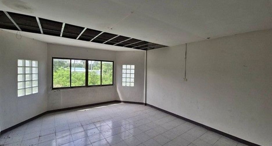 For sale 1 bed retail Space in Phrom Khiri, Nakhon Si Thammarat