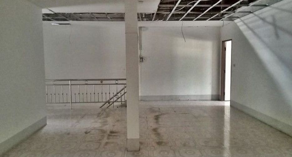 À vendre 1 chambre maison de ville à Phrom Khiri, Nakhon Si Thammarat