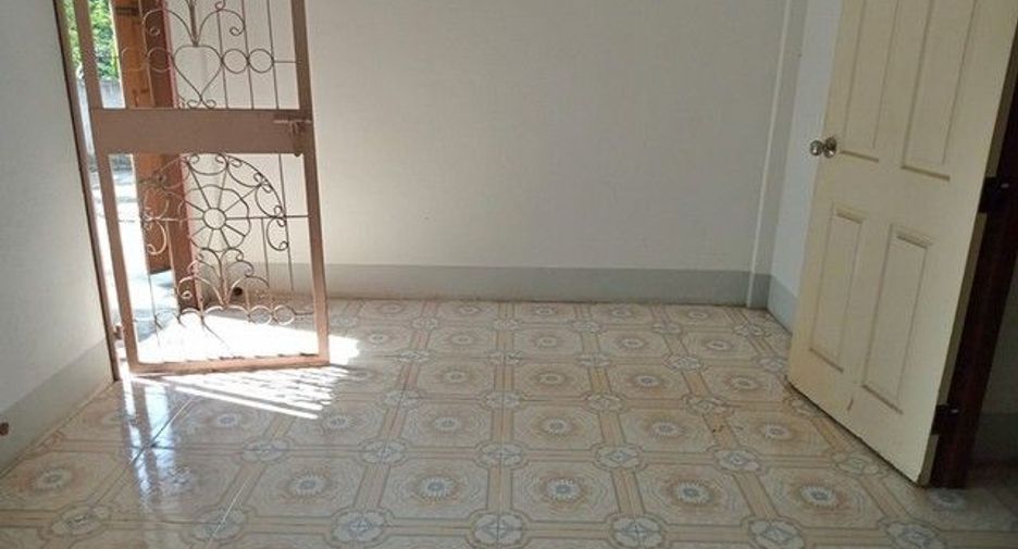 À vendre 1 chambre maison de ville à Phrom Khiri, Nakhon Si Thammarat