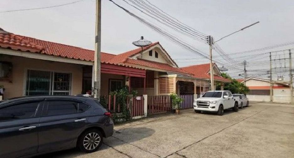Casa en venta de 2 habitaciones en Ban Bueng, Chonburi