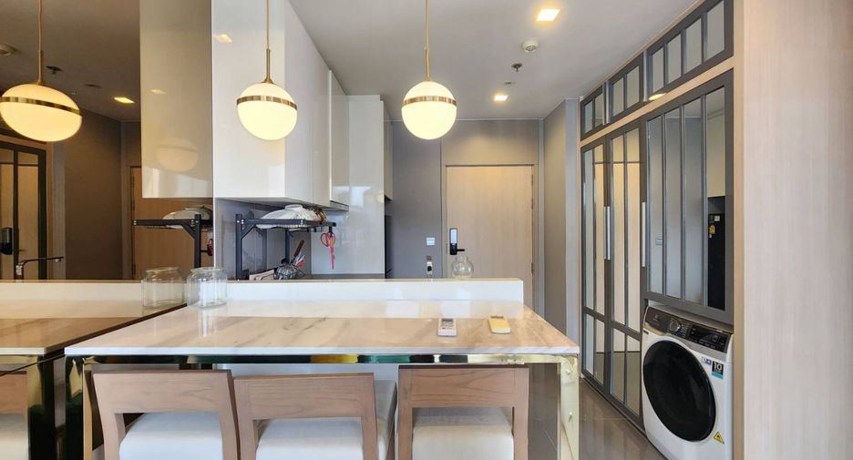 For rent 2 bedrooms condo in Watthana, Bangkok