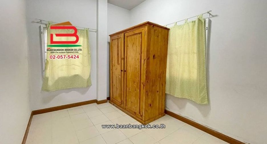 À vendre 4 chambres maison à Lam Luk Ka, Pathum Thani