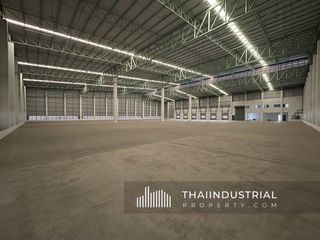Almacén en alquiler en Si Racha, Chonburi