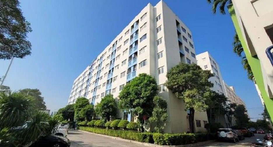 For sale 1 bed condo in Bang Kapi, Bangkok
