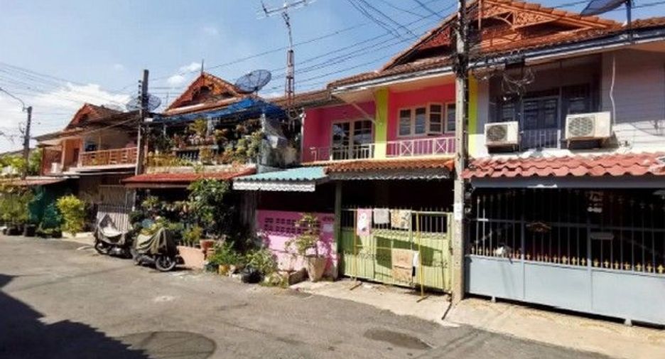 出售 1 卧室 联排别墅 在 Bang Bua Thong, Nonthaburi