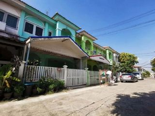 出售 1 卧室 联排别墅 在 Bang Bua Thong, Nonthaburi