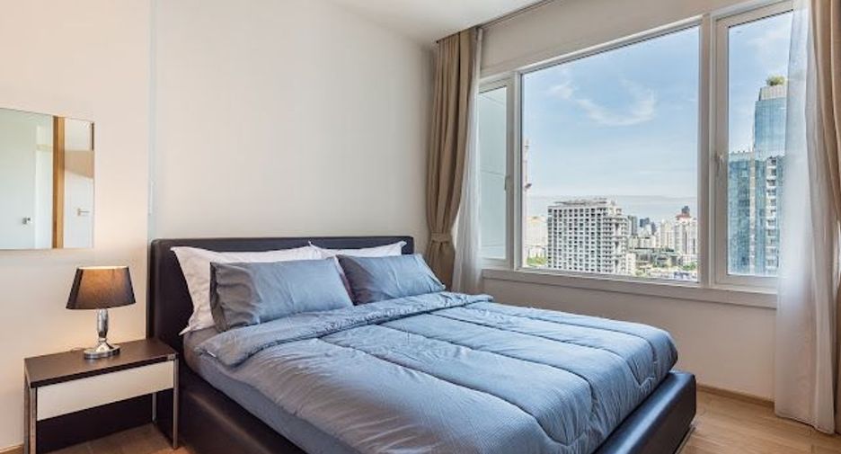 For sale 1 bed condo in Khlong Toei, Bangkok