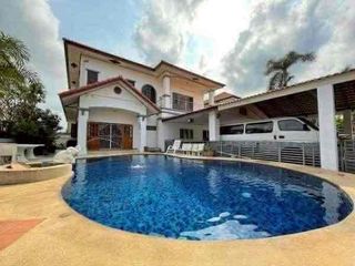 For Rent 4 Bedroom Villa In Bang Lamung, Chonburi