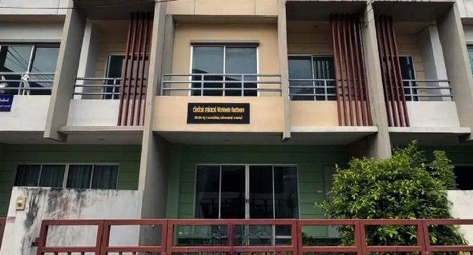 出售 1 卧室 联排别墅 在 Bang Bua Thong, Nonthaburi