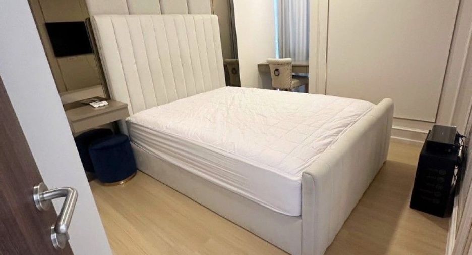 For sale 2 bedrooms condo in Phaya Thai, Bangkok