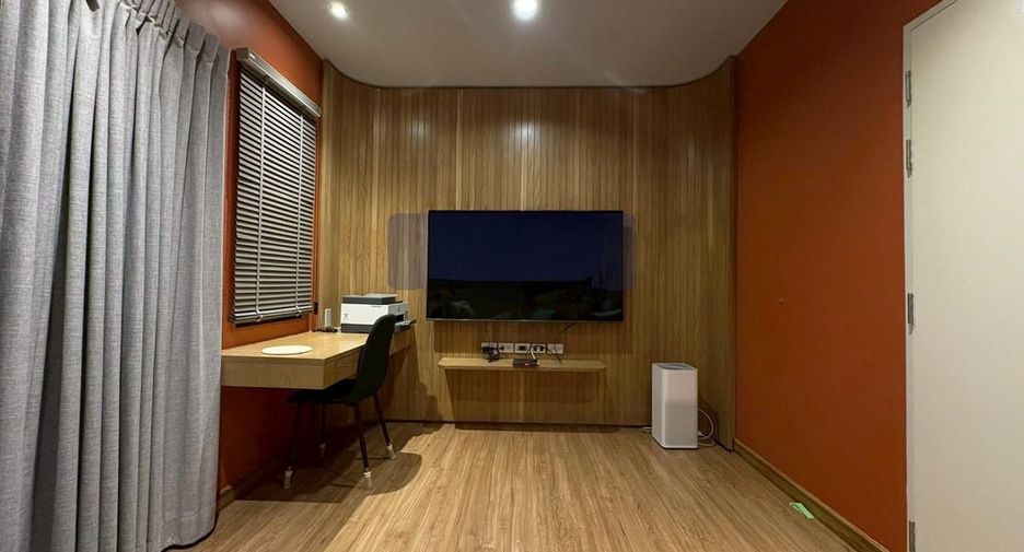 For sale 3 bedrooms townhouse in Prawet, Bangkok